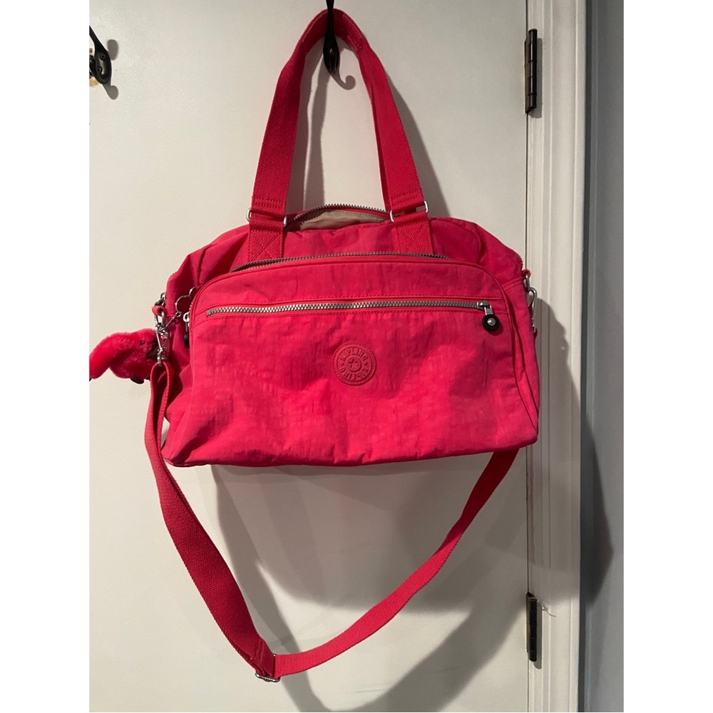 💓 Hot Pink Kipling Duffle Travel Bag! (Excellent Condition) NOT FOR SALE